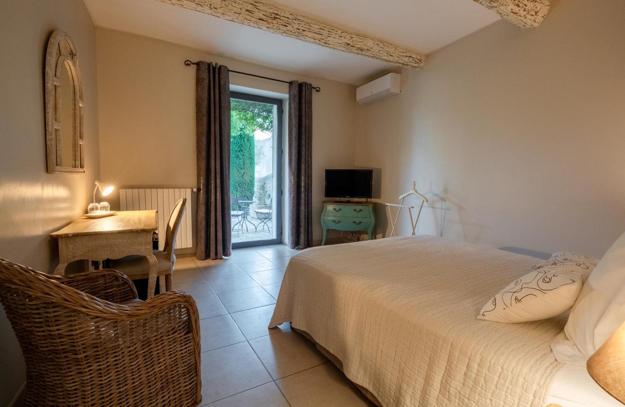 La Belle Vie Otel Saint-Hilaire-dʼOzilhan Dış mekan fotoğraf